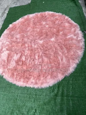 Round Shape Pink Colour Fur Rug