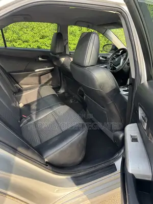 Toyota Camry 2014 Silver