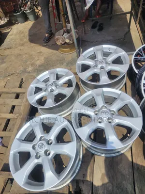 17inch Rav4 Rim.