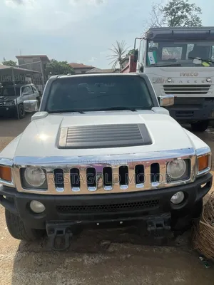 Hummer H3 SUV H3X 2007 White