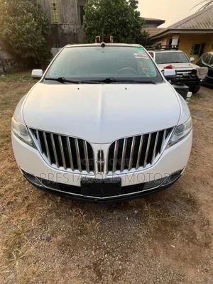 Lincoln MKX 4dr SUV AWD (3.7L 6cyl 6A) 2014 White