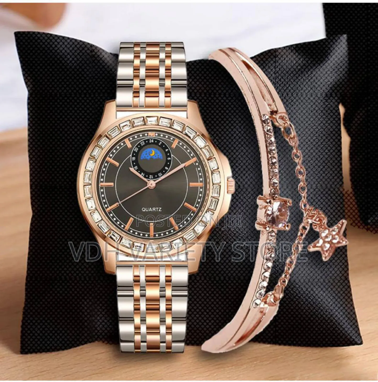 Women's Watch Set With Baracwlet and Box