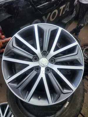 18inch Hyundai Sonata Rim.
