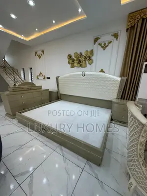 8 By 7 Customized Bed Set