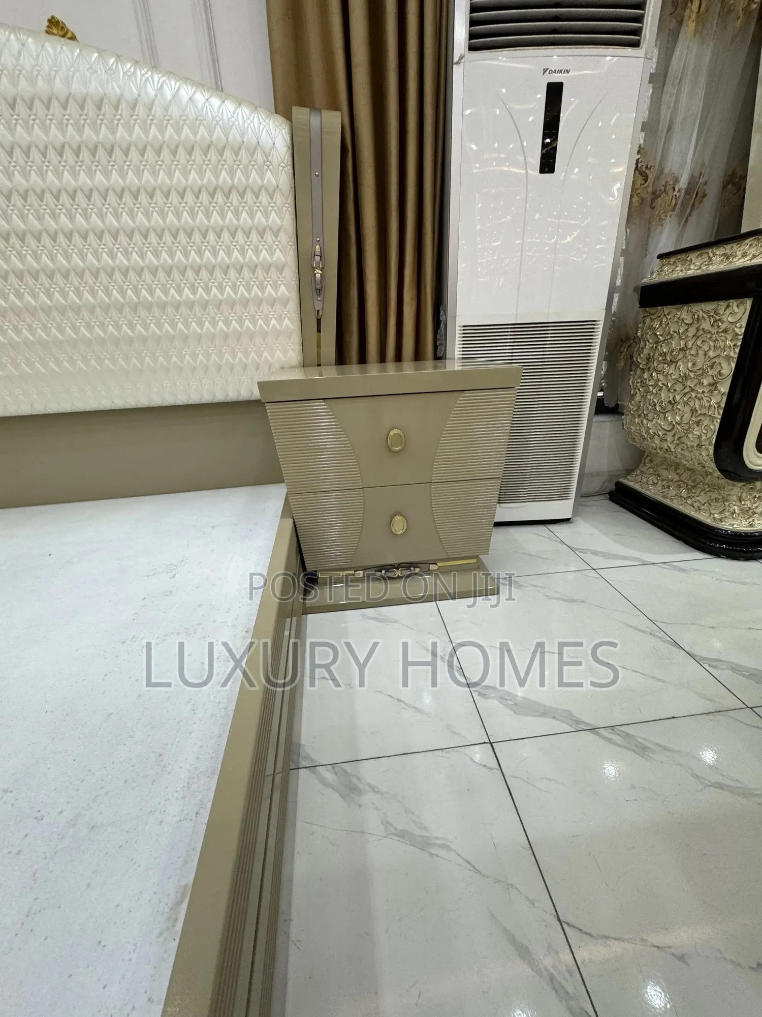 8 By 7 Customized Bed Set