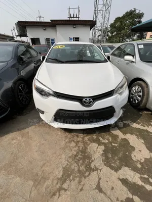 Toyota Corolla 2016 White