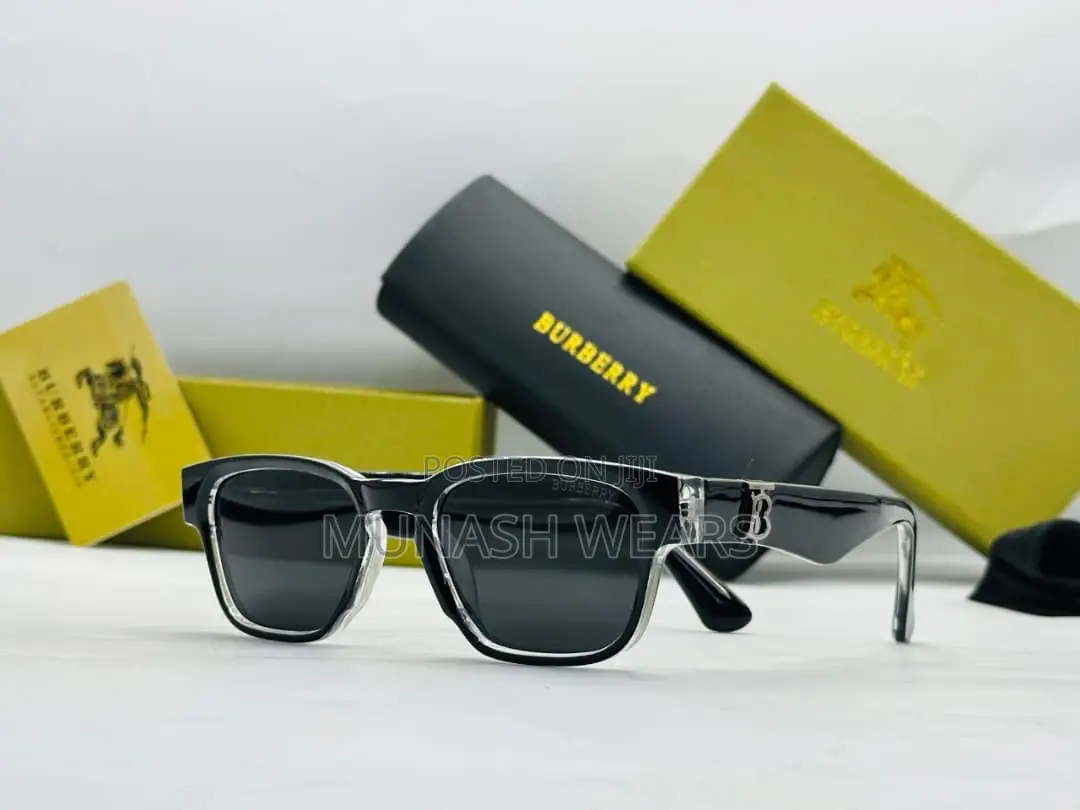 Classic Burberry Glasses