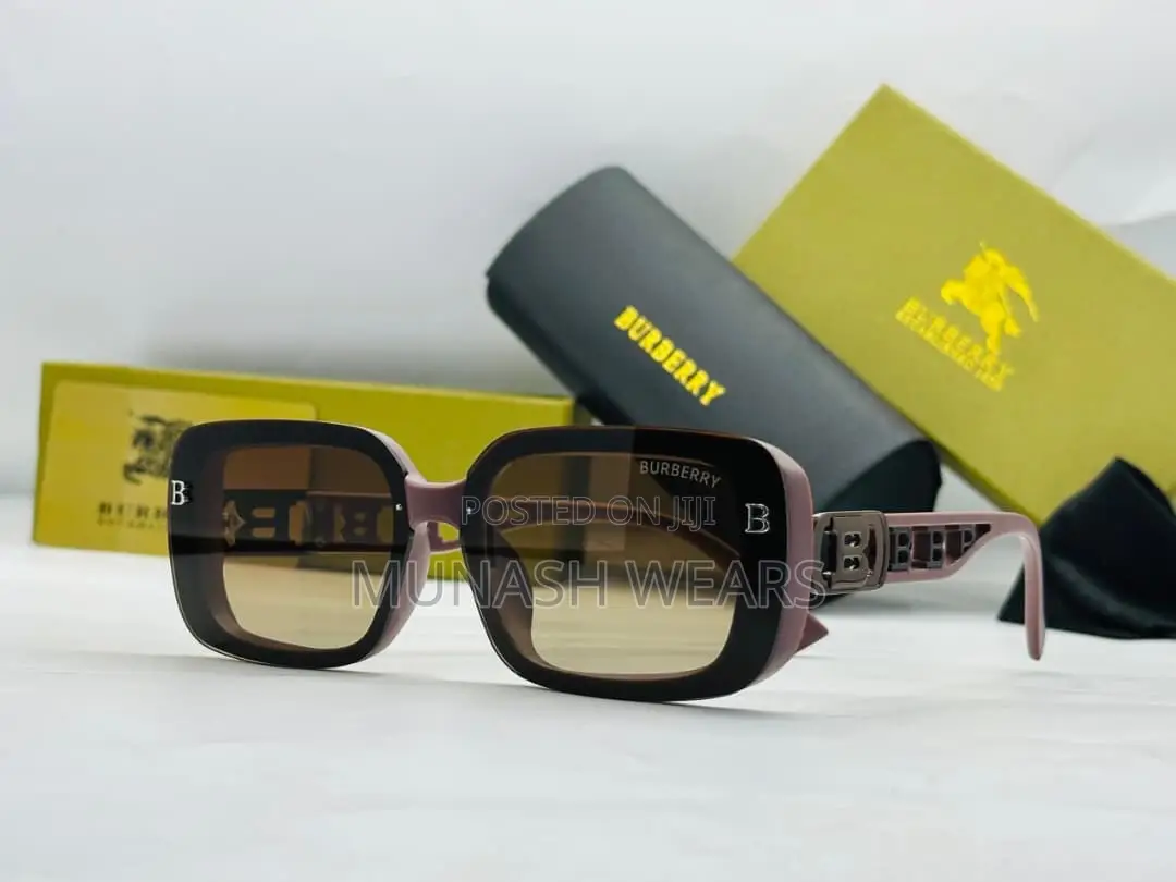 Classic Burberry Glasses