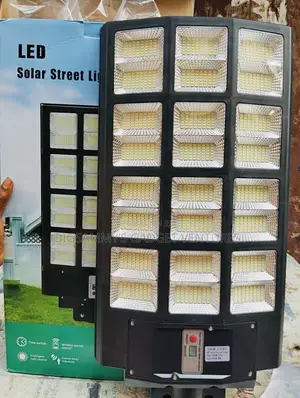 2000 Watts High Quality Solar Street Light