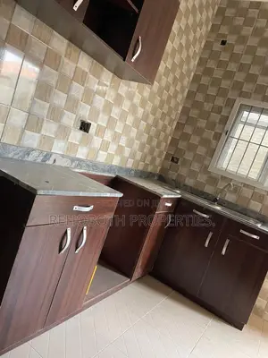 2bdrm Bungalow in Elebu, Akala Express for rent