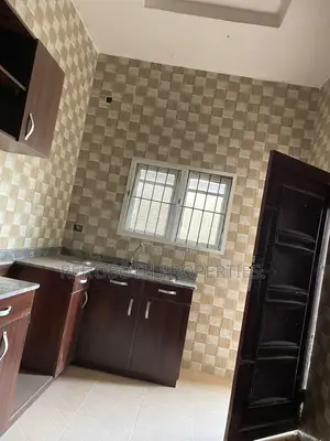 2bdrm Bungalow in Elebu, Akala Express for rent