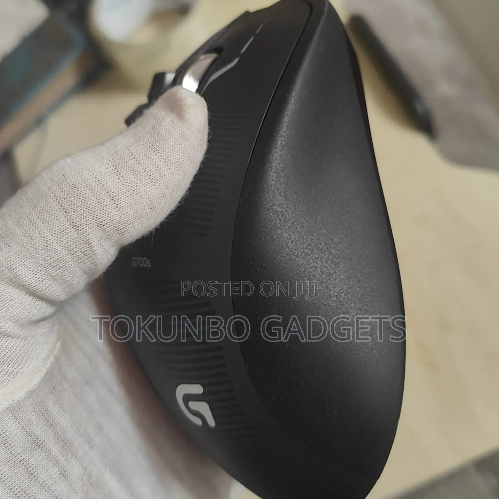 Logitech G700s Gaming Mouse Wireless Ergonomic 13-Programmable Buttons