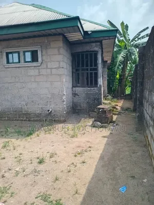 4bdrm Bungalow in Etche for sale