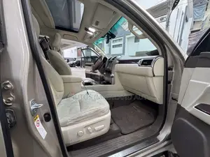 Lexus GX 460 Premium 2012 Gold