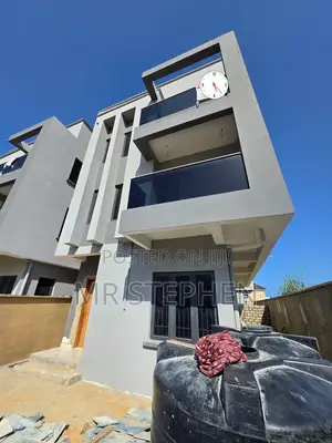 Luxury 4-Bedroom Detached Duplex Lekki Phase 1