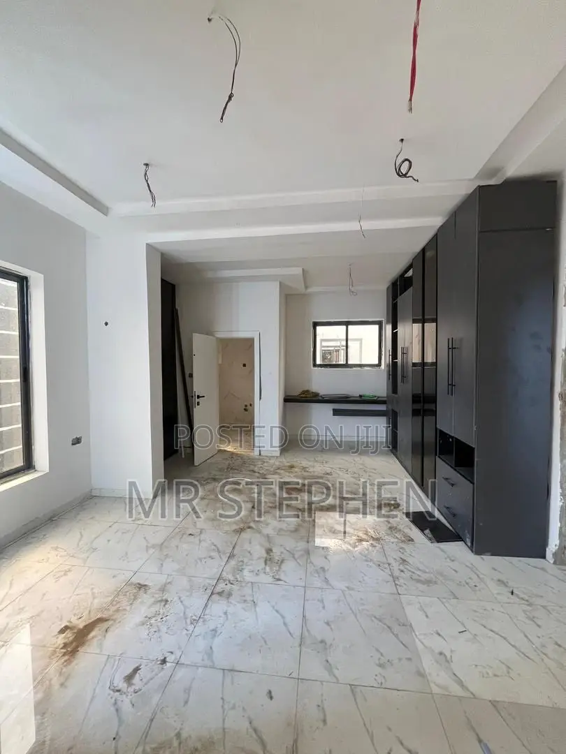 4 Bedroom Fully Detached Smart Home Lekki Phase 1