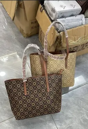 Solid Pattern Tote Bag
