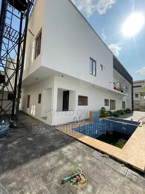 Stunning 6 Bedroom Fully Detached Duplex Plus Pool, Bq in Ikeja Gra