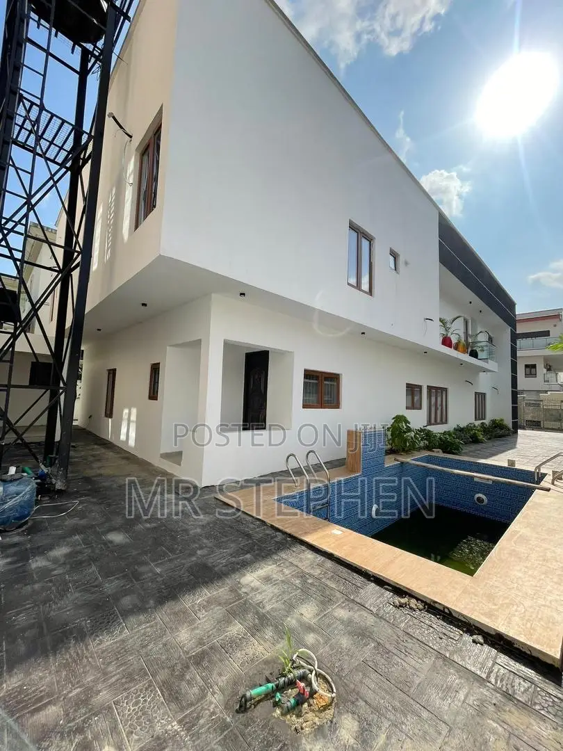 Stunning 6 Bedroom Fully Detached Duplex Plus Pool, Bq in Ikeja Gra
