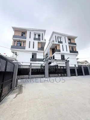2bdrm Apartment in Chevron Toll Gate for sale