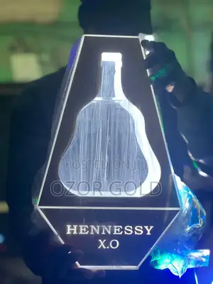 Hennessy Win Carrier