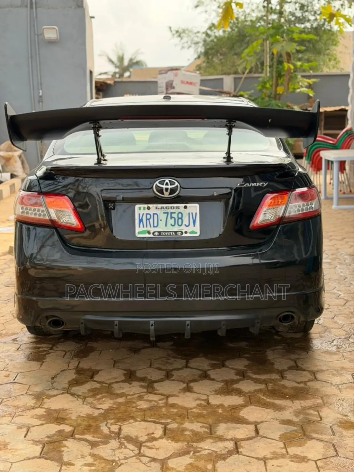 2010 Toyota Camry SE V6 4dr Sedan (3.5L 6cyl 6AM)