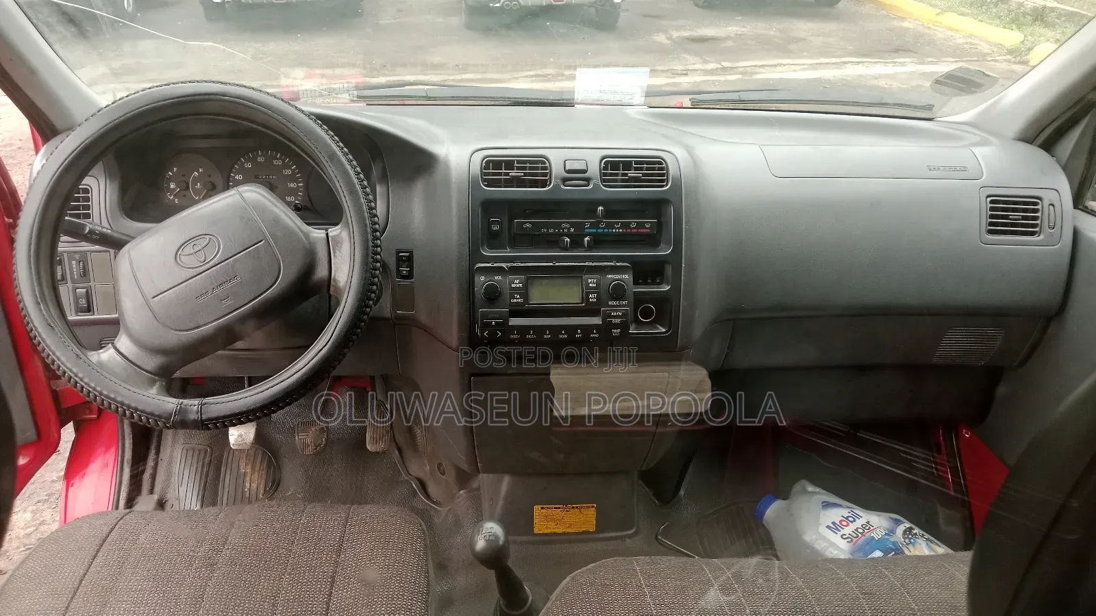 Toyota HiAce 2004 Red