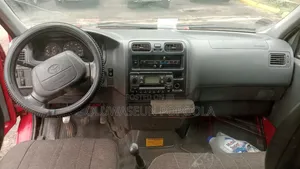 Toyota HiAce 2004 Red