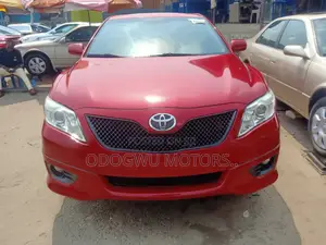 Toyota Camry SE 4dr Sedan (2.4L 4cyl 5A) 2009 Red