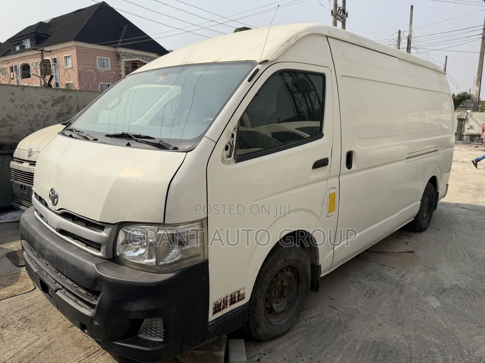 Toyota HiAce 2014 White