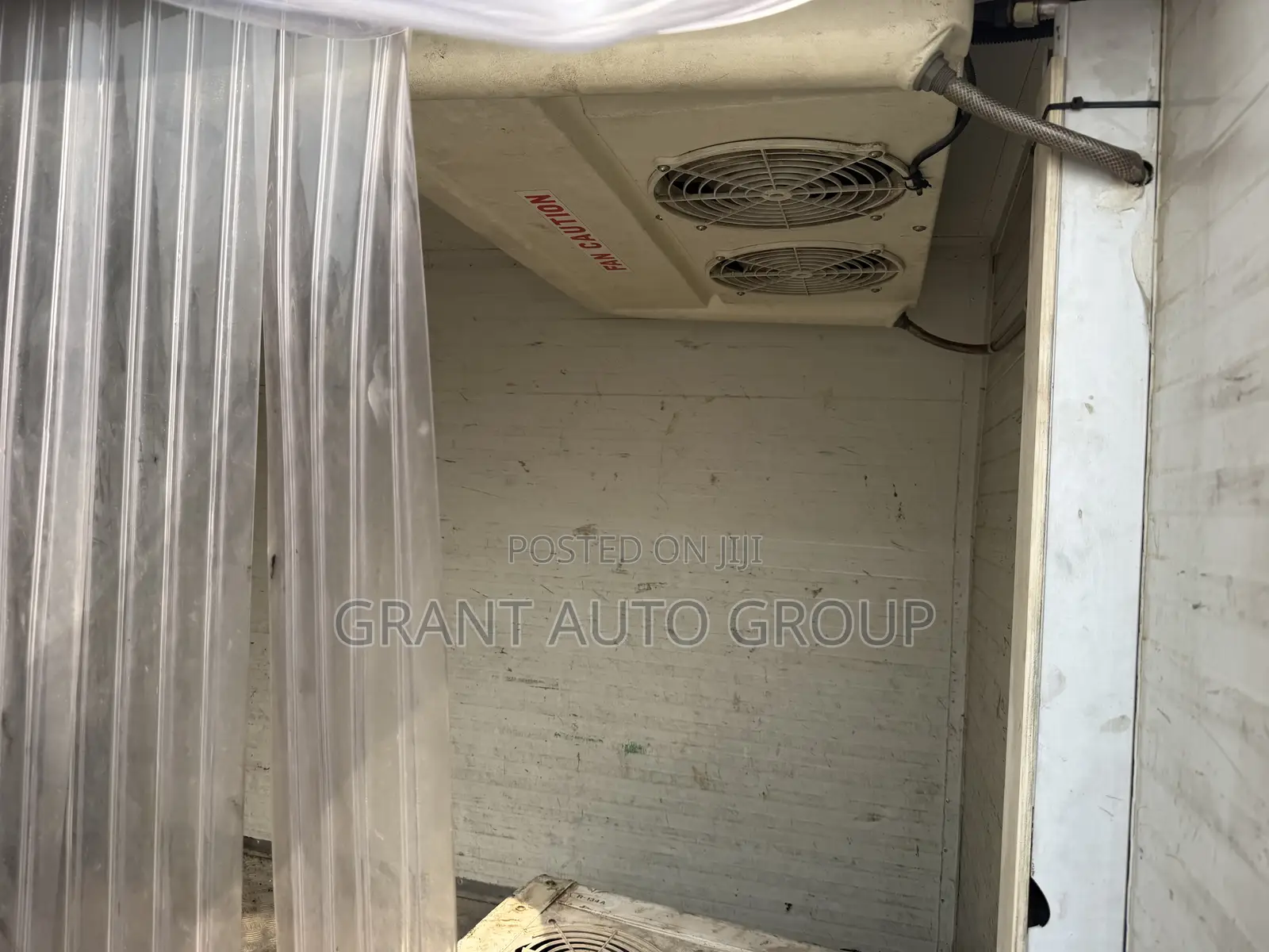 Toyota HiAce 2014 White