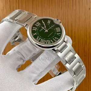 Cartier Quality Luxury Ladies Chain Strap Wristwatch