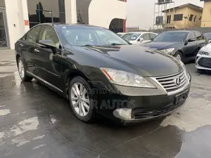 Lexus ES 350 2010 Green