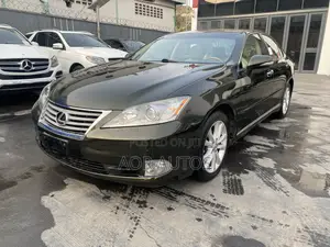 Lexus ES 350 2010 Green