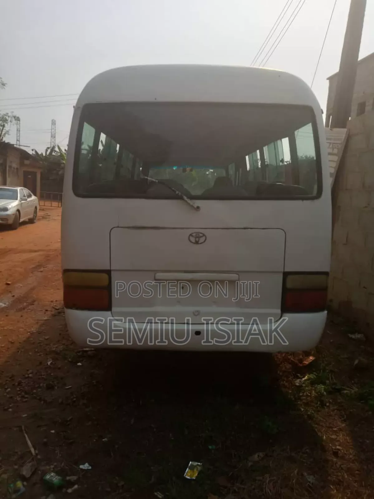 Toyota Coaster 2002 White