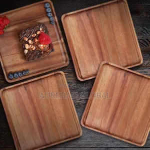 Wooden Flat Square Plate.