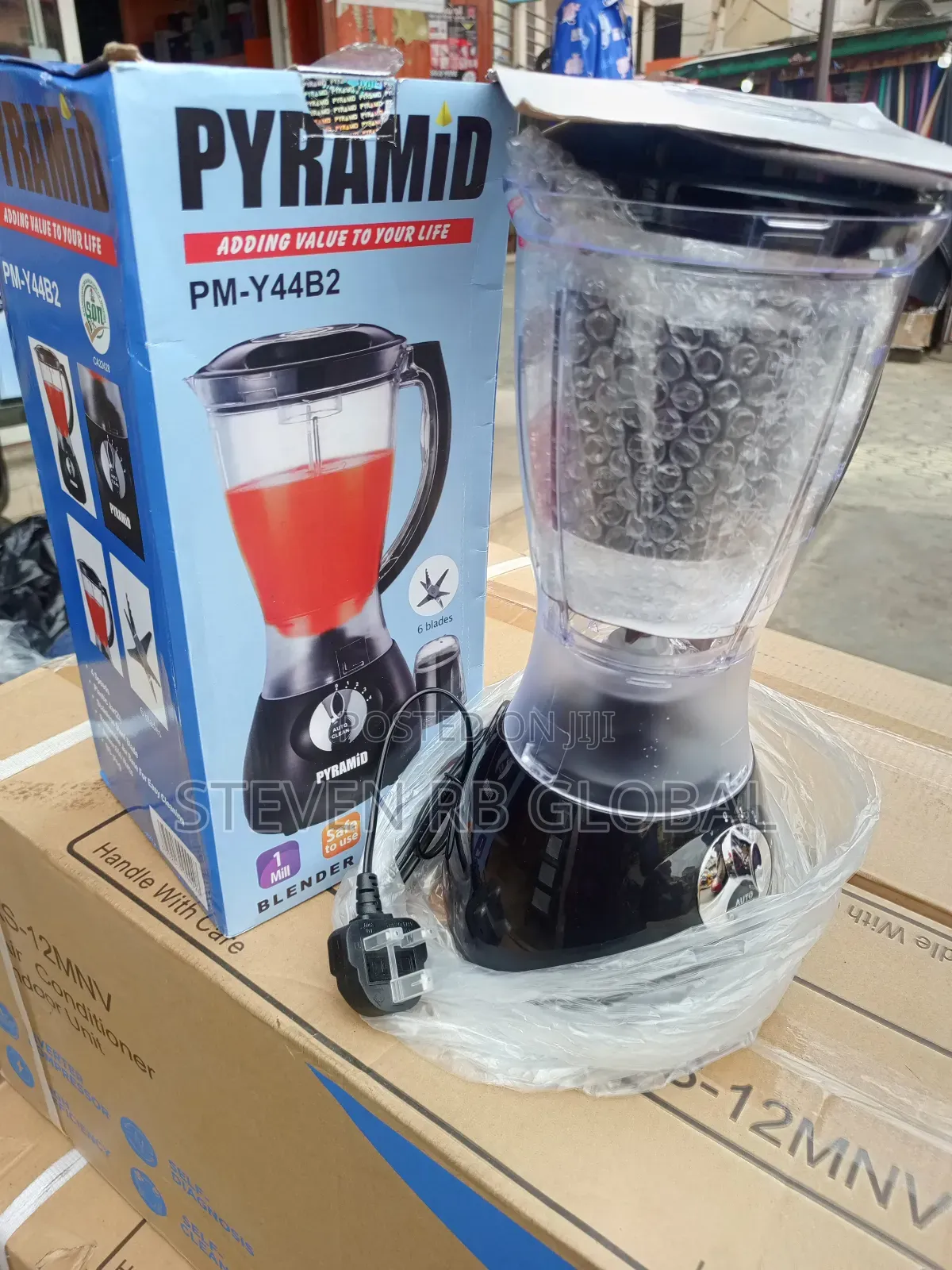 Pyramid Blender and Grinder Pm-Y44b2