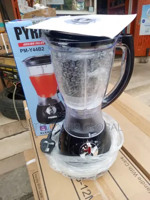 Pyramid Blender and Grinder Pm-Y44b2