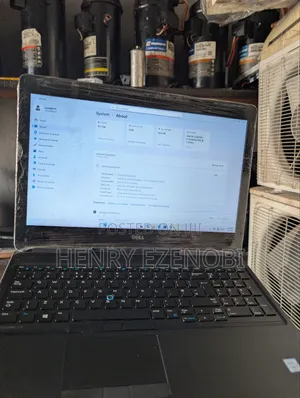 Laptop Dell Precision 7520 16GB Intel Core I7 HDD+SSD 512GB
