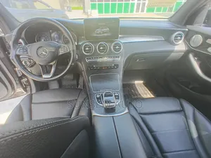 Mercedes-Benz GLC-Class 2019 Black