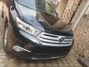 Toyota Highlander 2011 Black