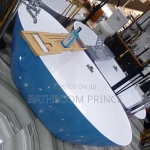 Luxury White And Blue Freestand Acrylic Bathtub