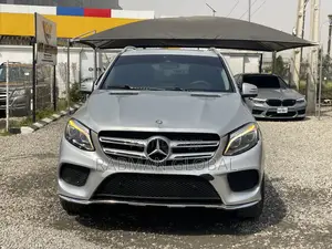 Mercedes-Benz M Class ML350 4MATIC 4dr SUV AWD (3.5L 6cyl 7A) 2014