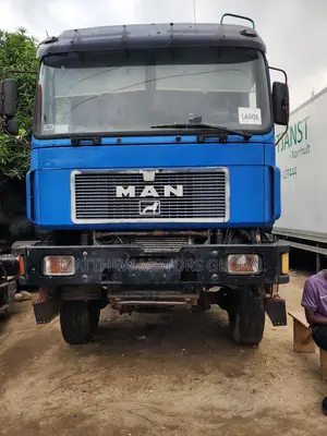 Clean Foreign Used Man Diesel 10 Tyres Trailer Head