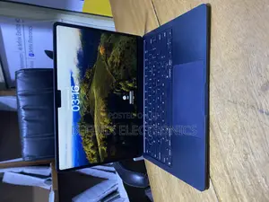 Laptop Apple MacBook Air 2024 M3 13-Inch 16GB Apple M3 SSD 256GB