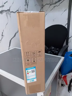 HP Starvision Pro Monitor S24e 100hz