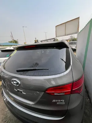 Hyundai Santa Fe Limited AWD 2016