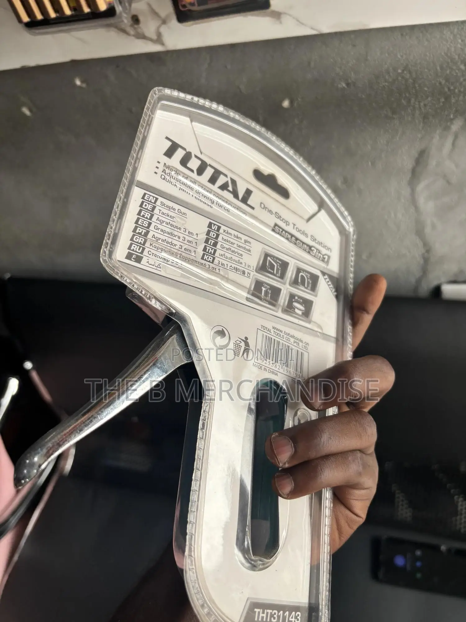 3-in-1 Staple Gun