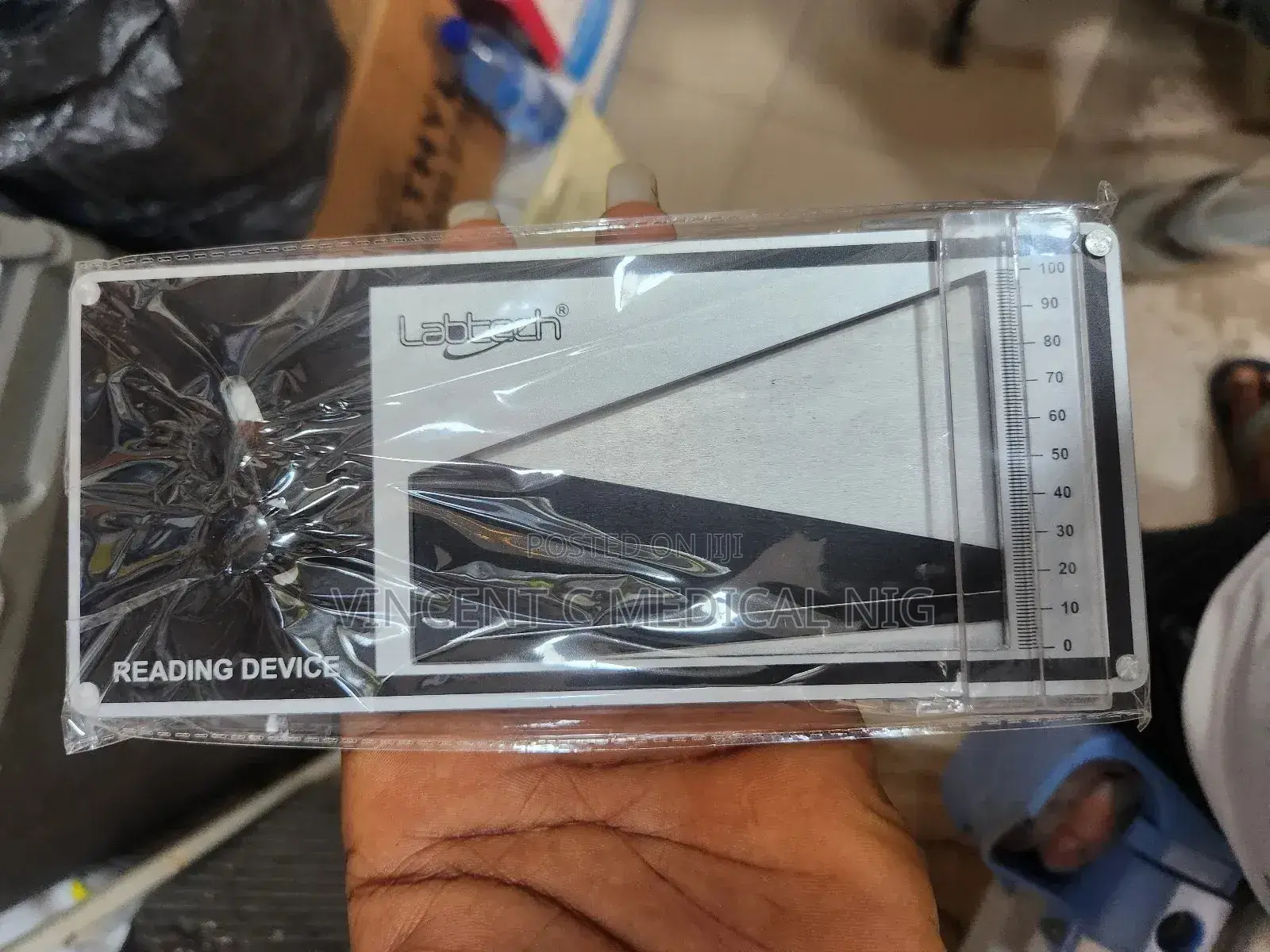 Hematocrit Reader