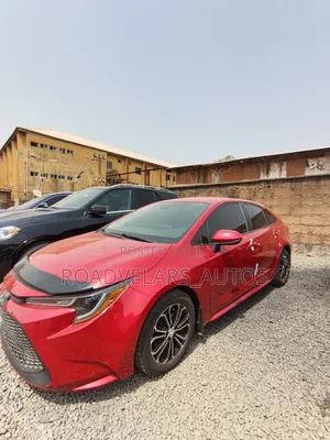 Toyota Corolla LE 2020 Red